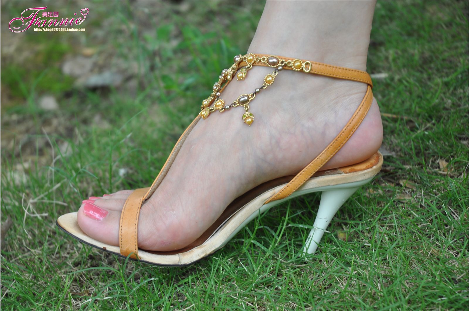 夏日阳光、细雨和微风（4） 芬妮高清丝足